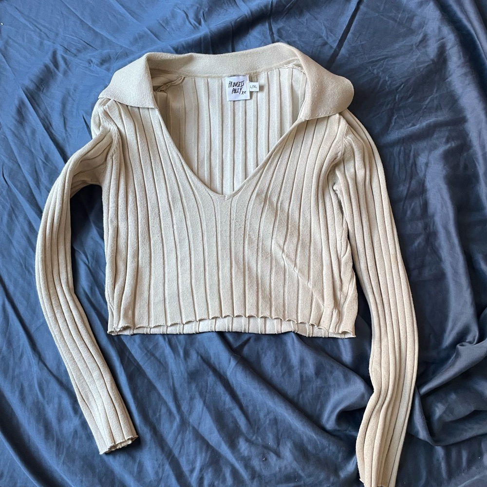 Cream Ribbed V-Neck Cropped Sweater